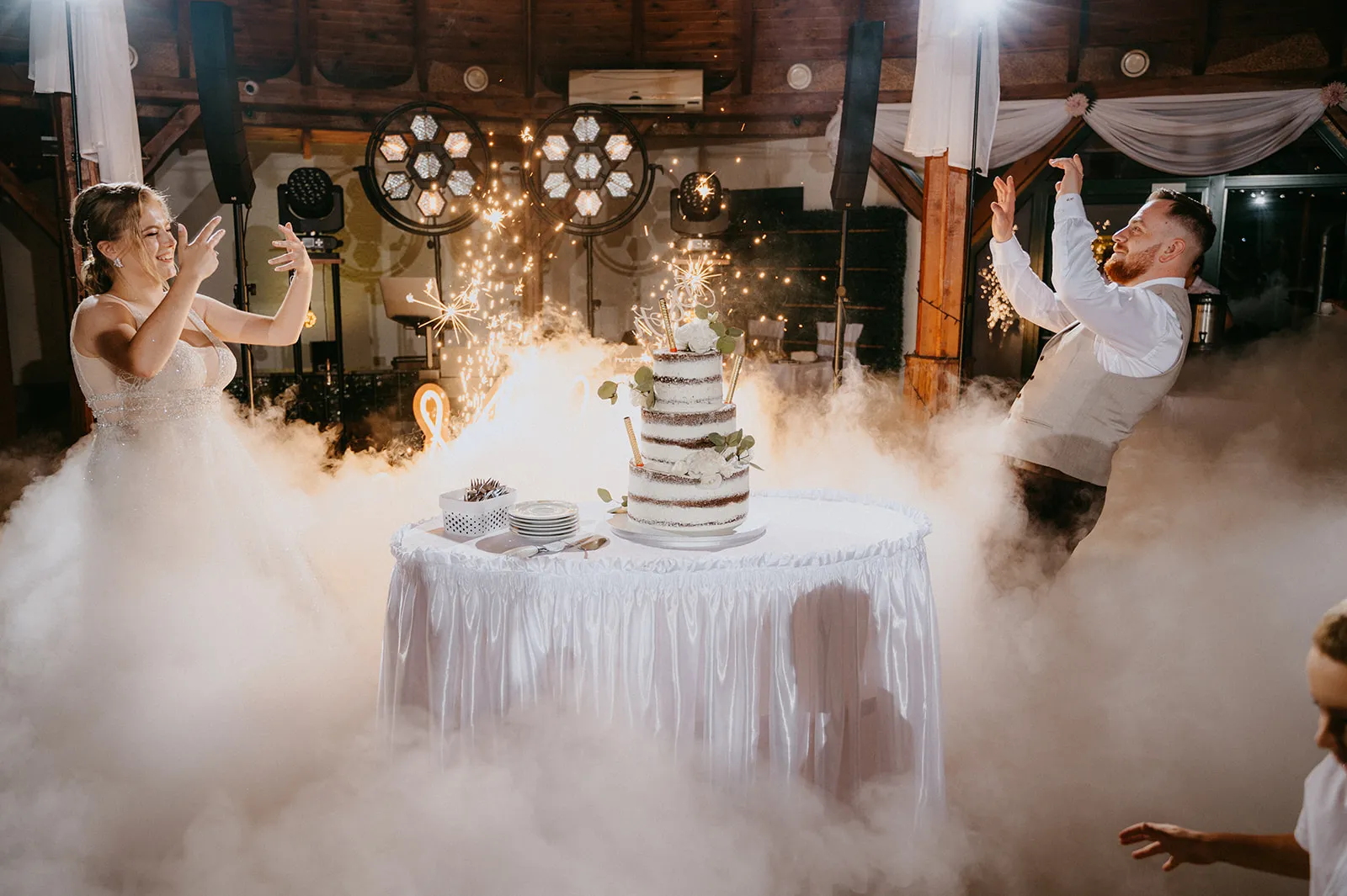 Konferansjer na wesele — tort