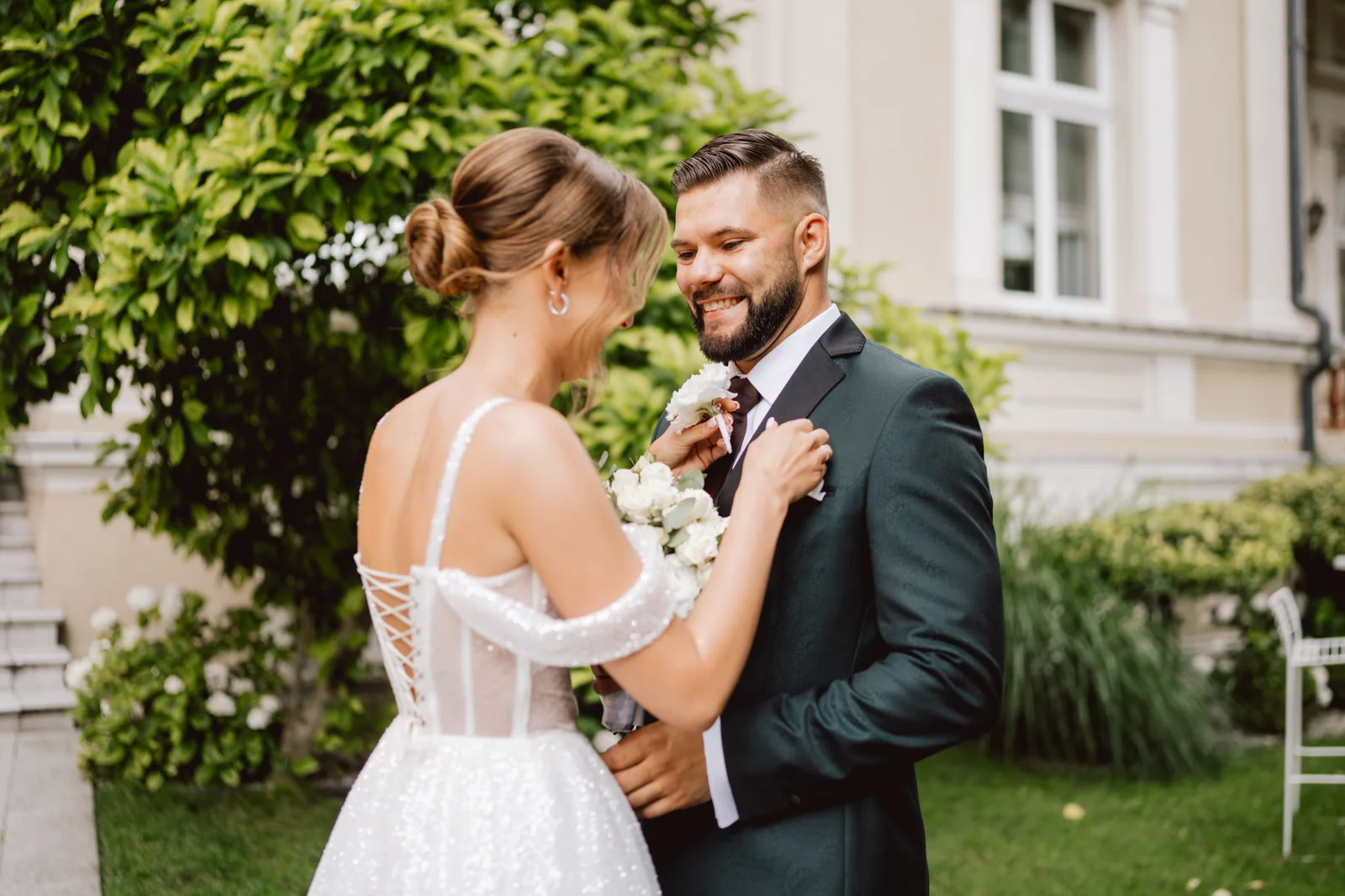 Szczęśliwa para młoda